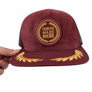 Corduroy trucker hat maroon NWOT